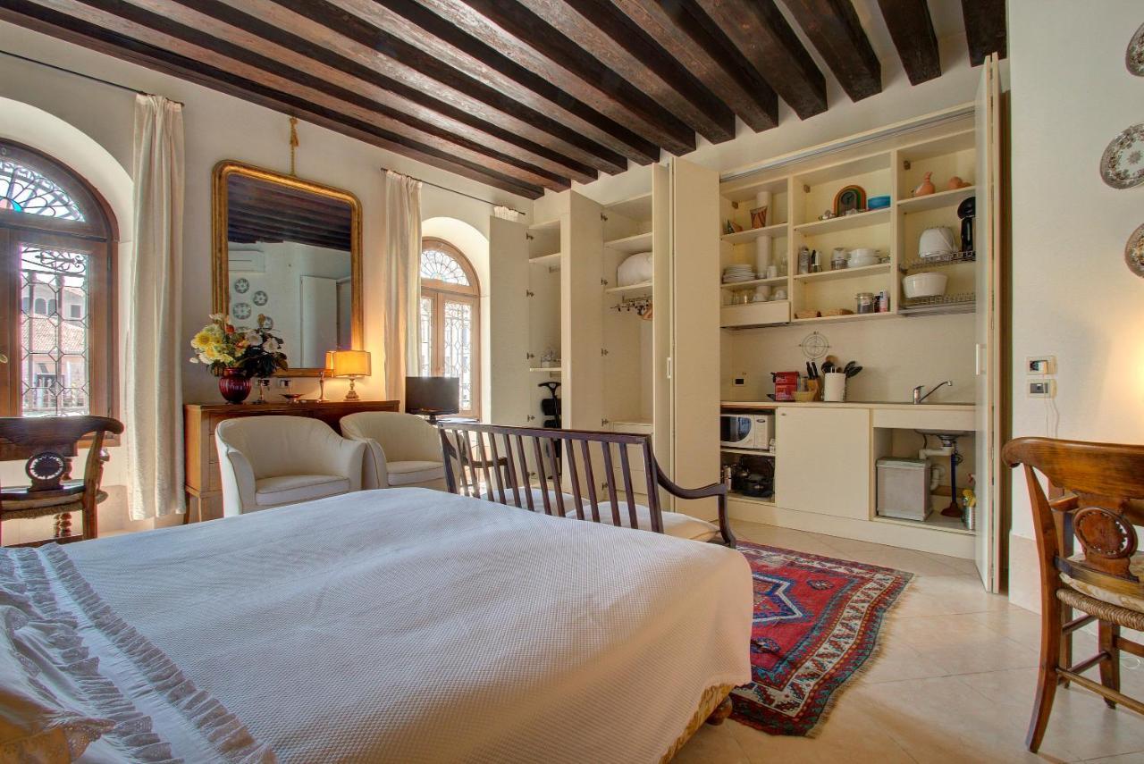 Tribuno Grand Canal Venice Exterior photo